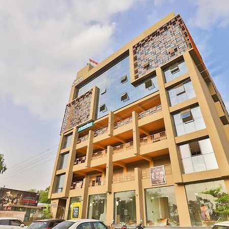 Oyo 16604 Hotel Sparsh Inn Ahmedabad Eksteriør bilde