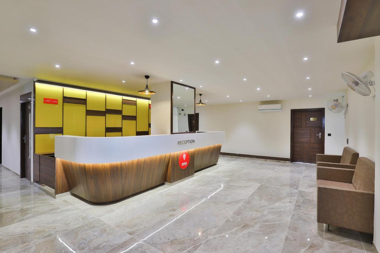Oyo 16604 Hotel Sparsh Inn Ahmedabad Eksteriør bilde