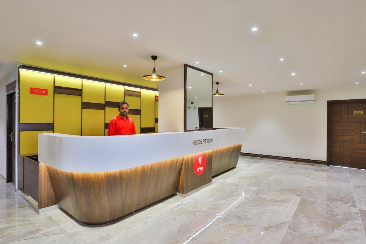 Oyo 16604 Hotel Sparsh Inn Ahmedabad Eksteriør bilde