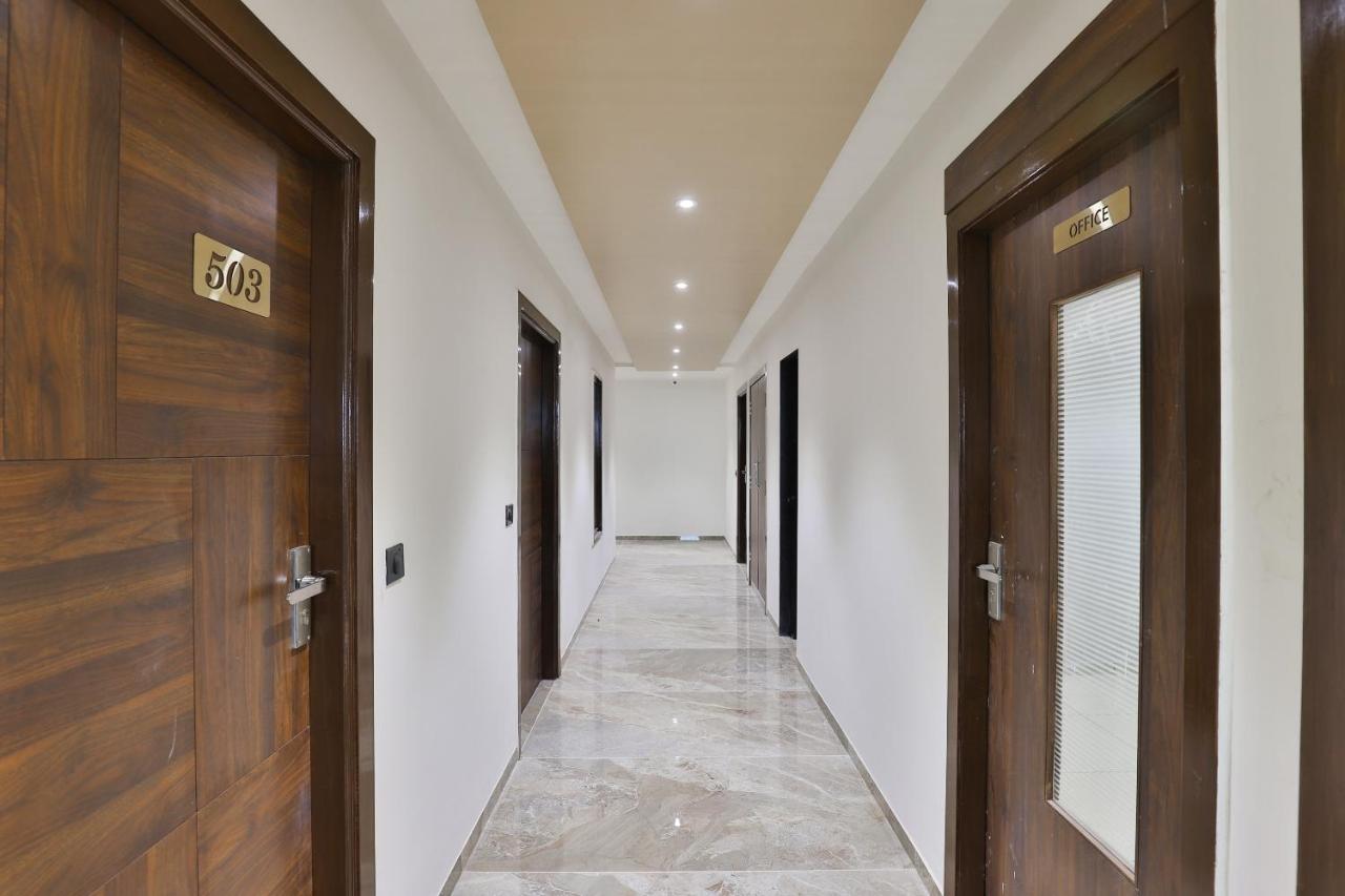 Oyo 16604 Hotel Sparsh Inn Ahmedabad Eksteriør bilde